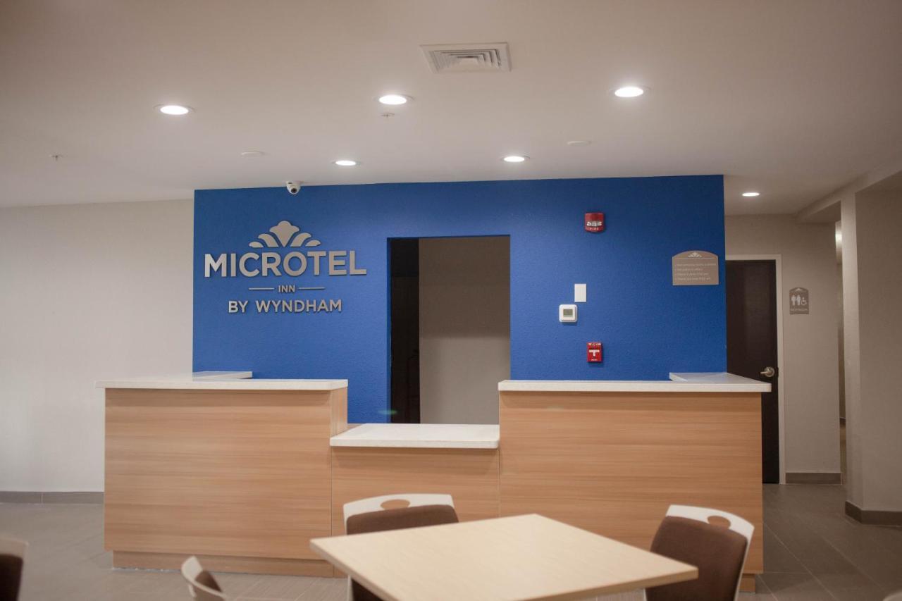 Microtel & By Wyndham Camp Lejeune/jacksonville 2*